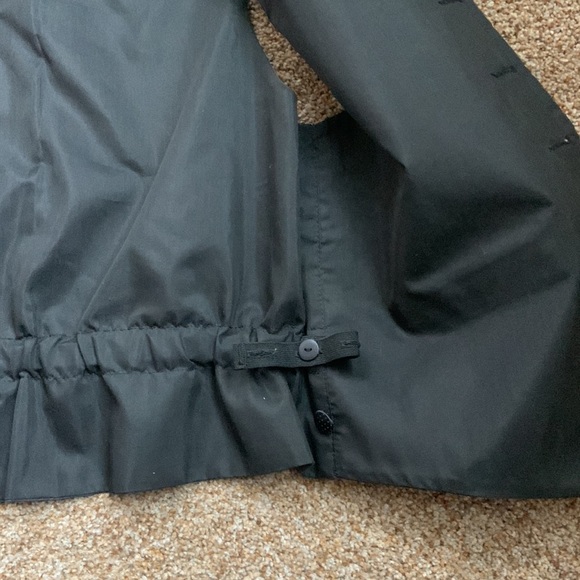 Men’s Vest - Picture 3 of 5